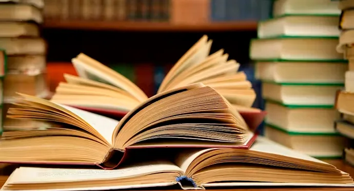 Physical Books vs. E-books vs. Audiobooks: Which Reading Format Reigns Supreme?
