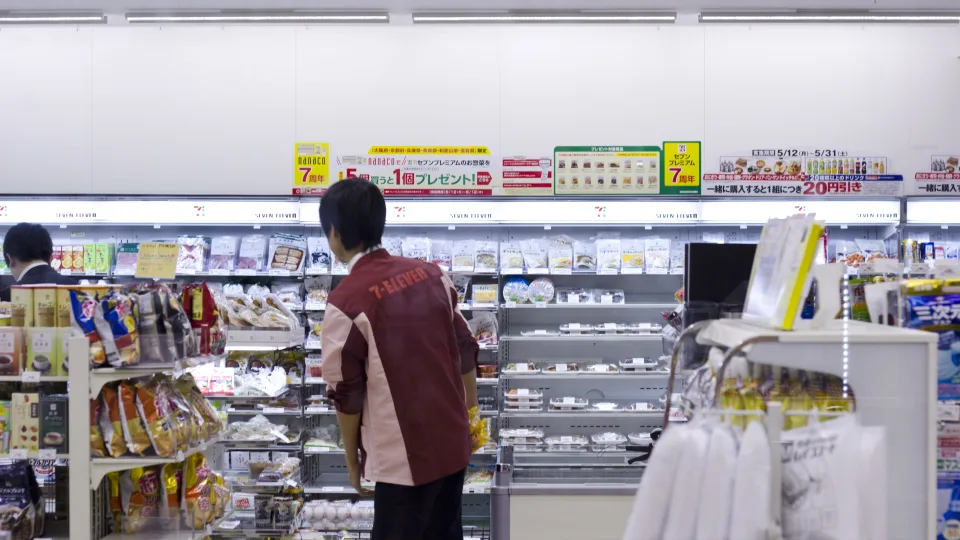 Departmental Shopping vs. Specialty Retail: The Ultimate Comparison Guide for Smart Buyers