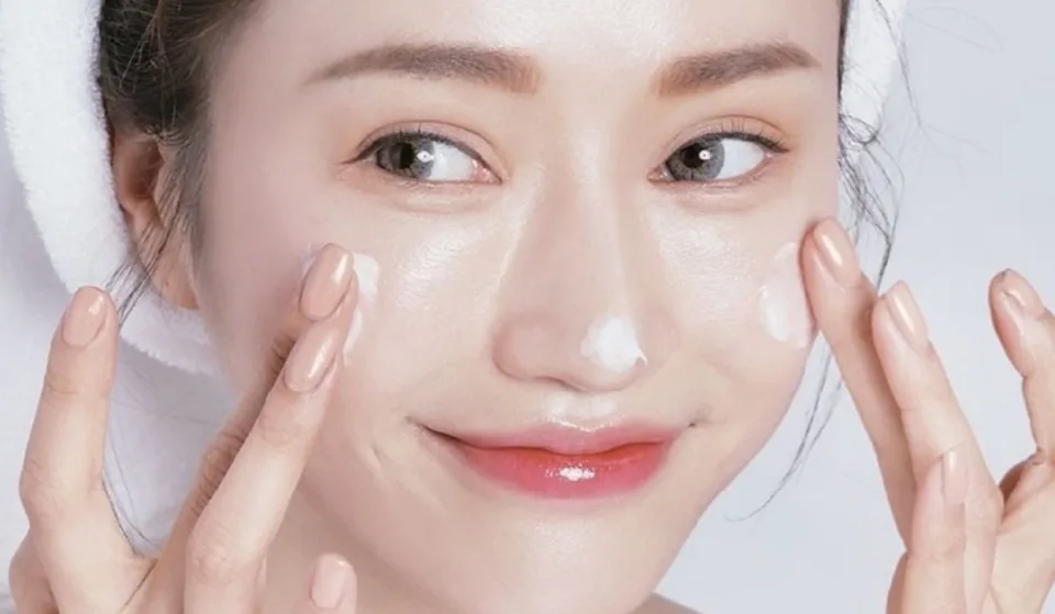 The Ultimate Skincare Buying Guide: How to Choose the Right Products for Your Skin Type